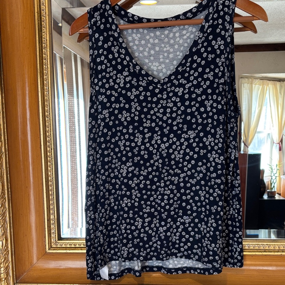 Loft Navy & White Floral Tank Top - Size M